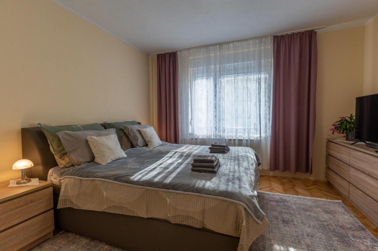 Cosy House - Home Base Марибор Екстериор снимка