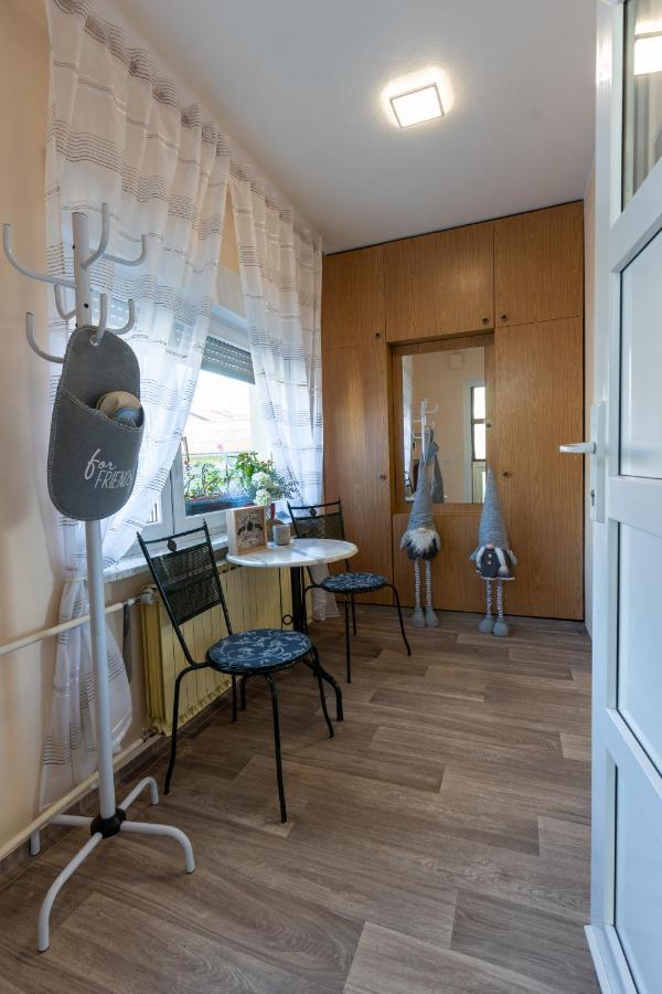 Cosy House - Home Base Марибор Екстериор снимка